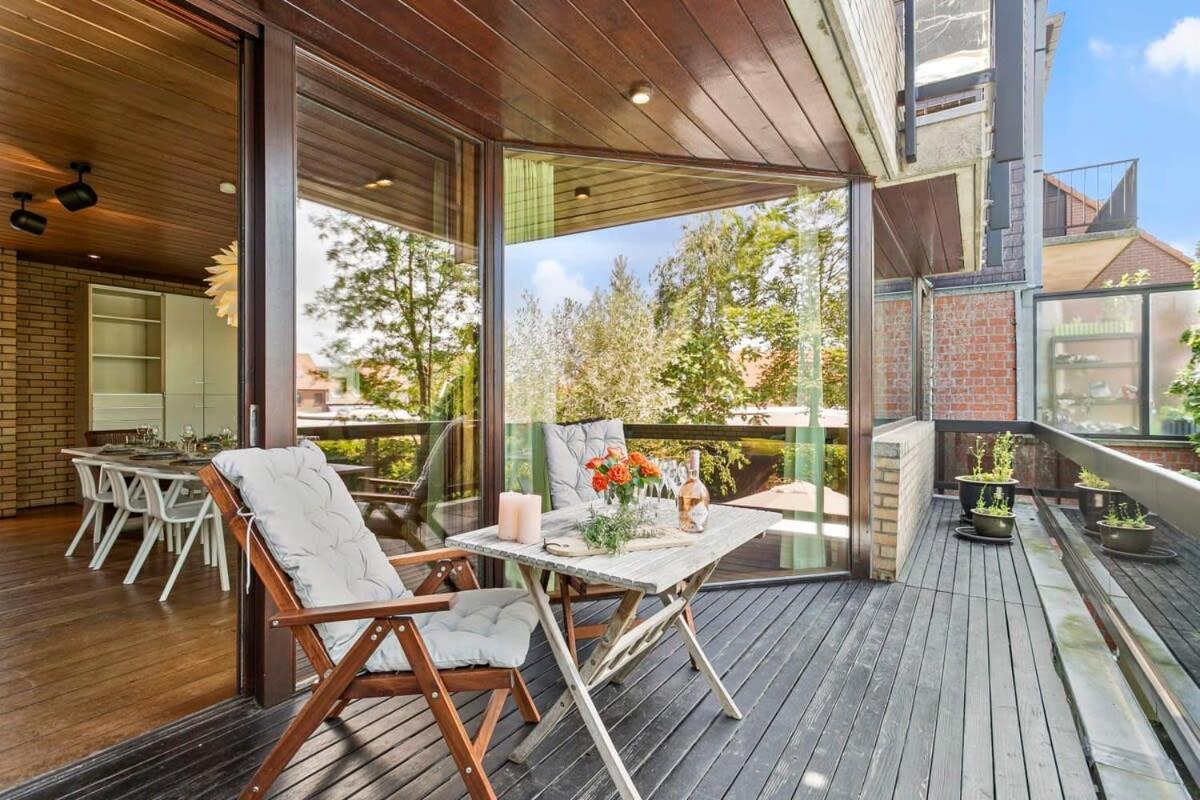 Vakantiehuis Eighties Modernist Design House With Garden Near The Oostende